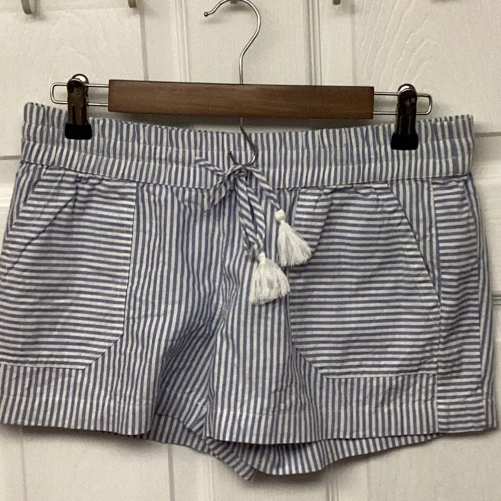 Vineyard vines shorts